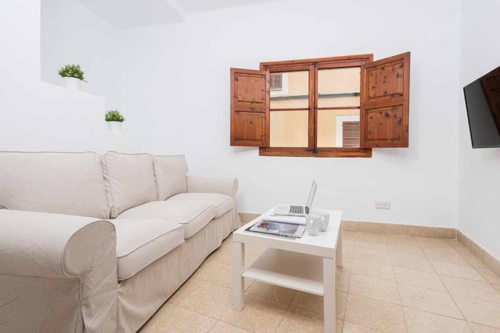 Apartment Maca, Adosado Centro Campanet